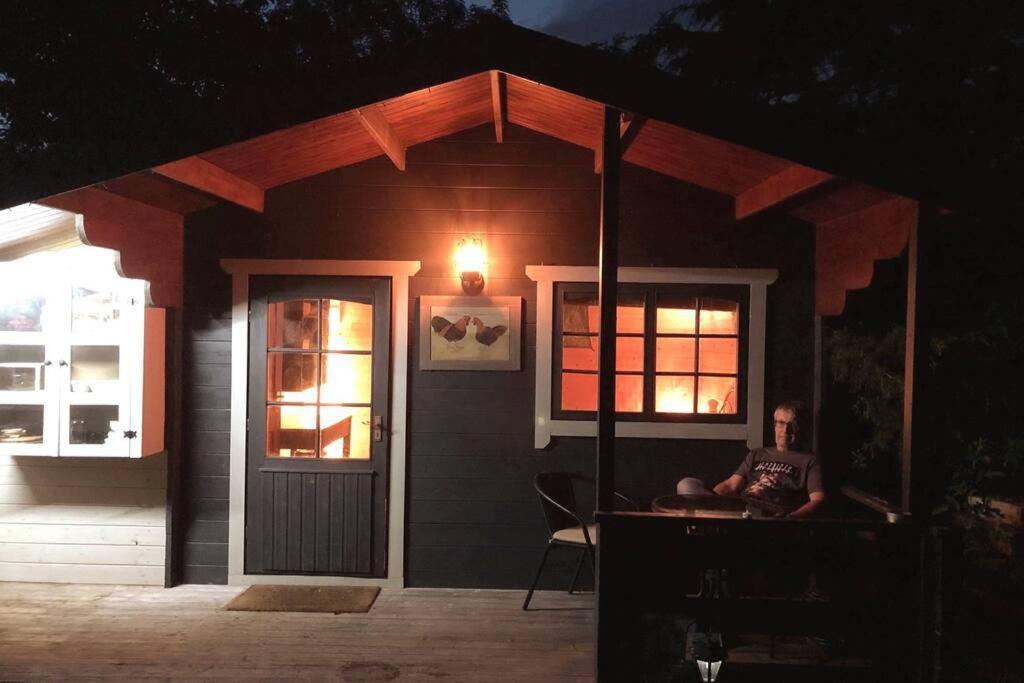 Unique Tiny House Near 3 Peaks - The Zedshed Apartment Bentham Exterior photo